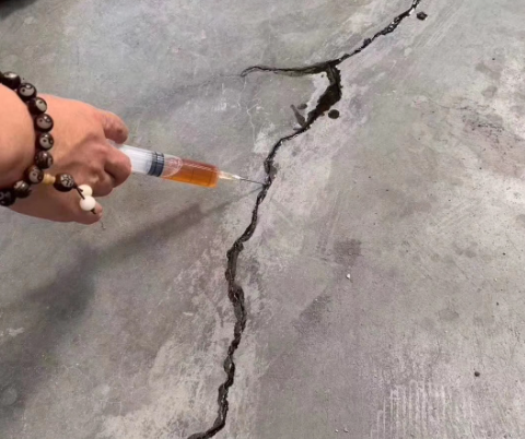 和硕混凝土裂缝修补技术详解​